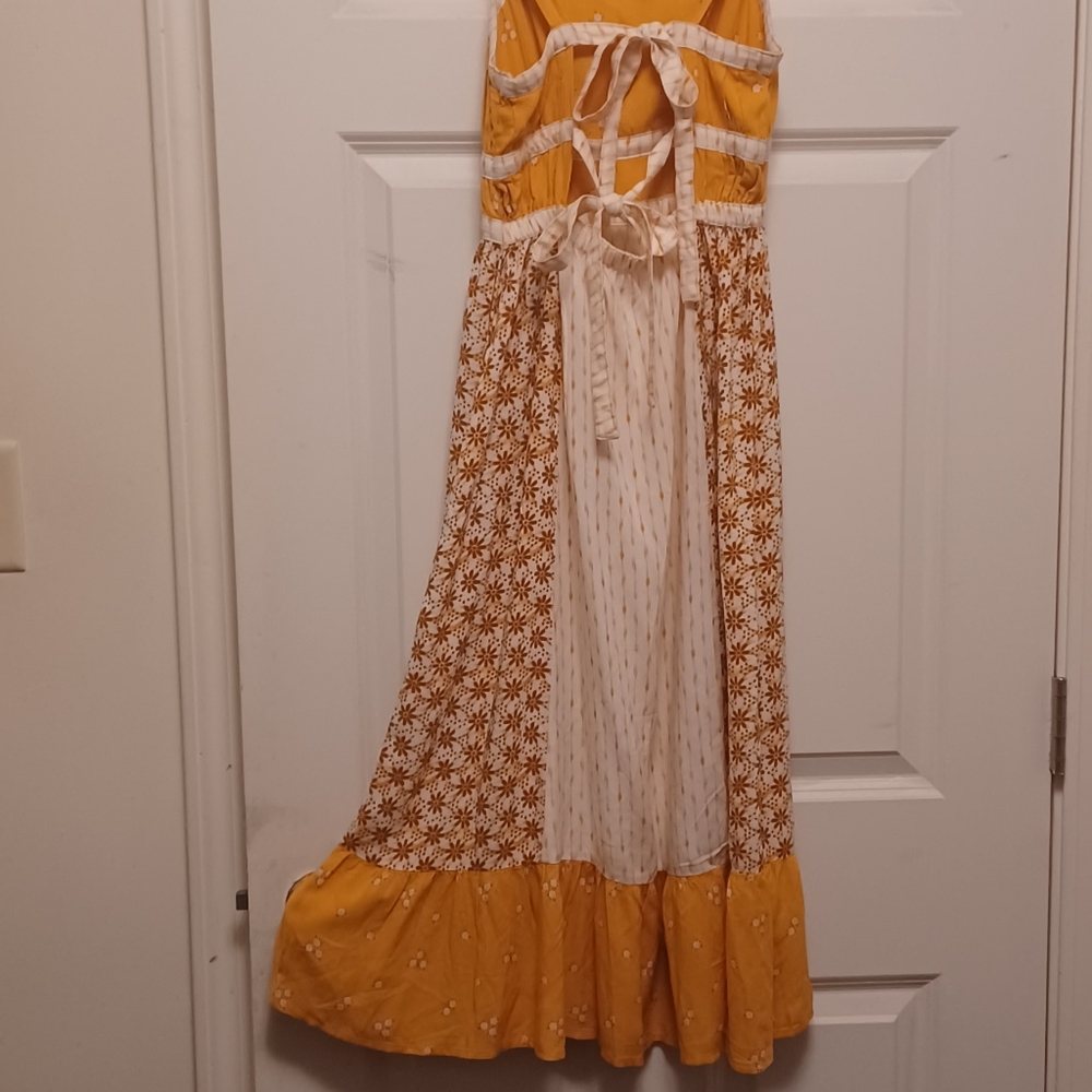 Aeropostale Cream and Orange Patterned Dress